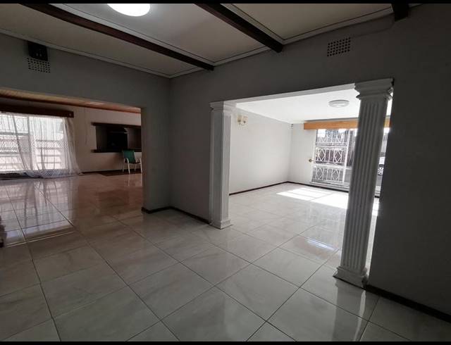 4 BEDROOM HOUSE FOR SALE IN BRENTHURST